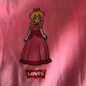 Princess peach Levi’s tee pink size XS